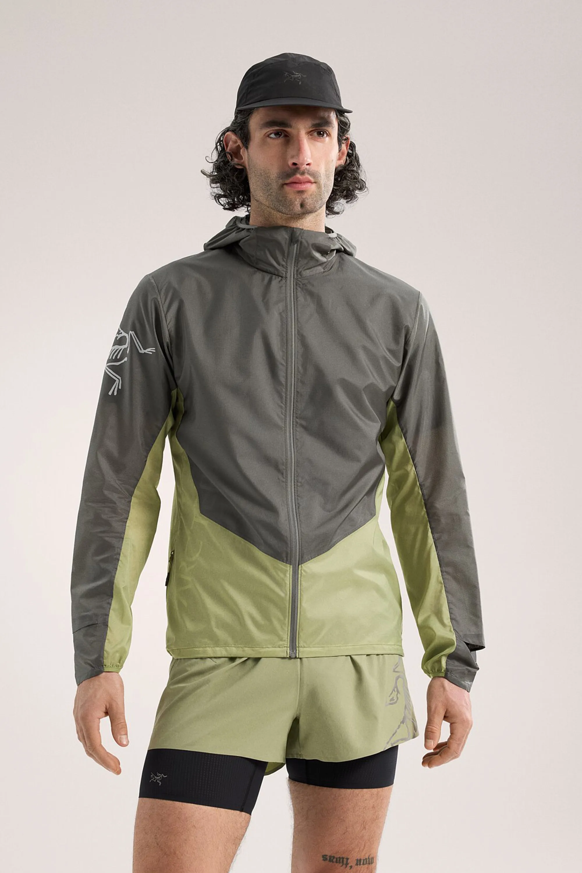 Arc'teryx Men's Norvan Windshell Hoody in Forage/Chloris