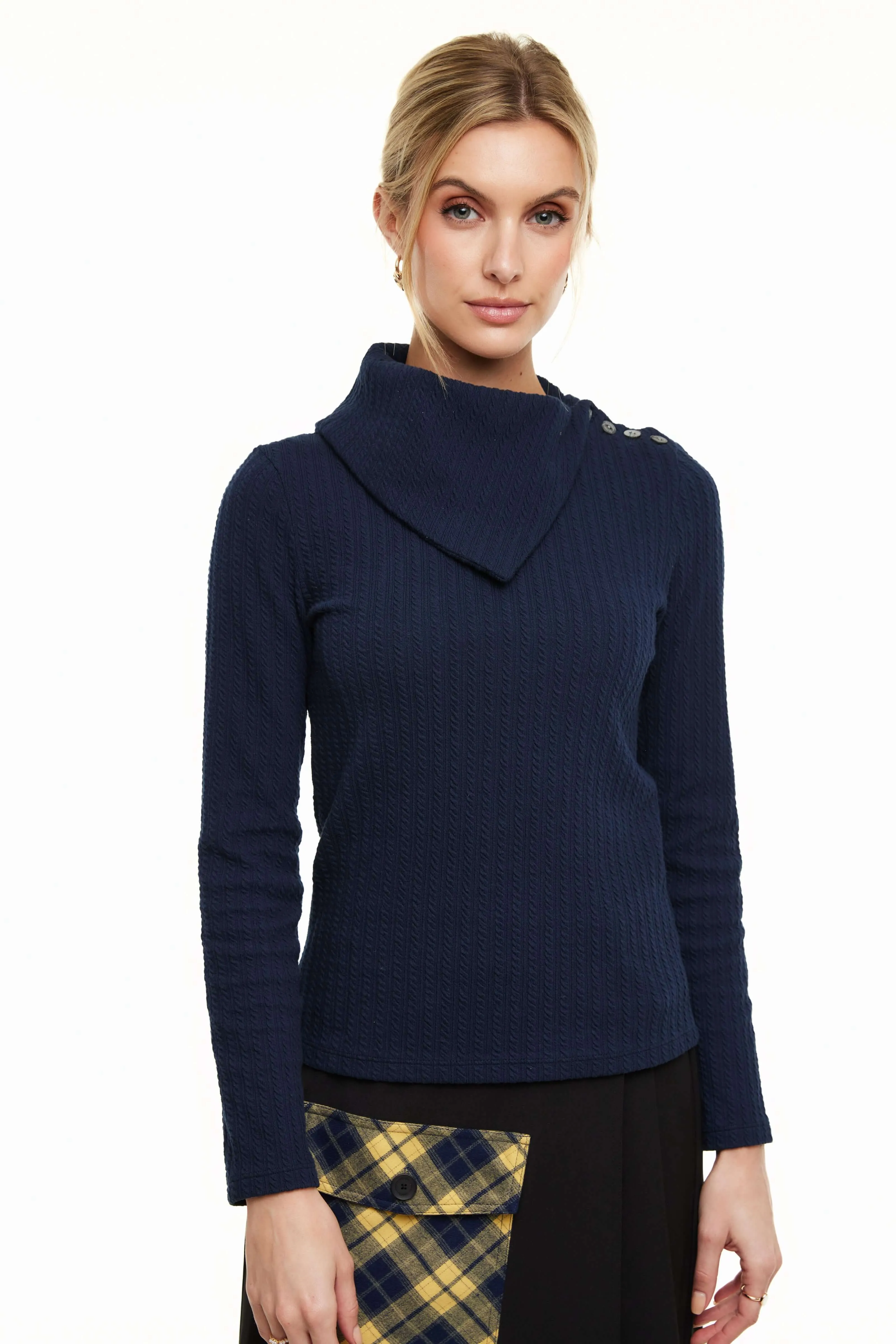 ASYMMETRICAL CABLE TURTLENECK