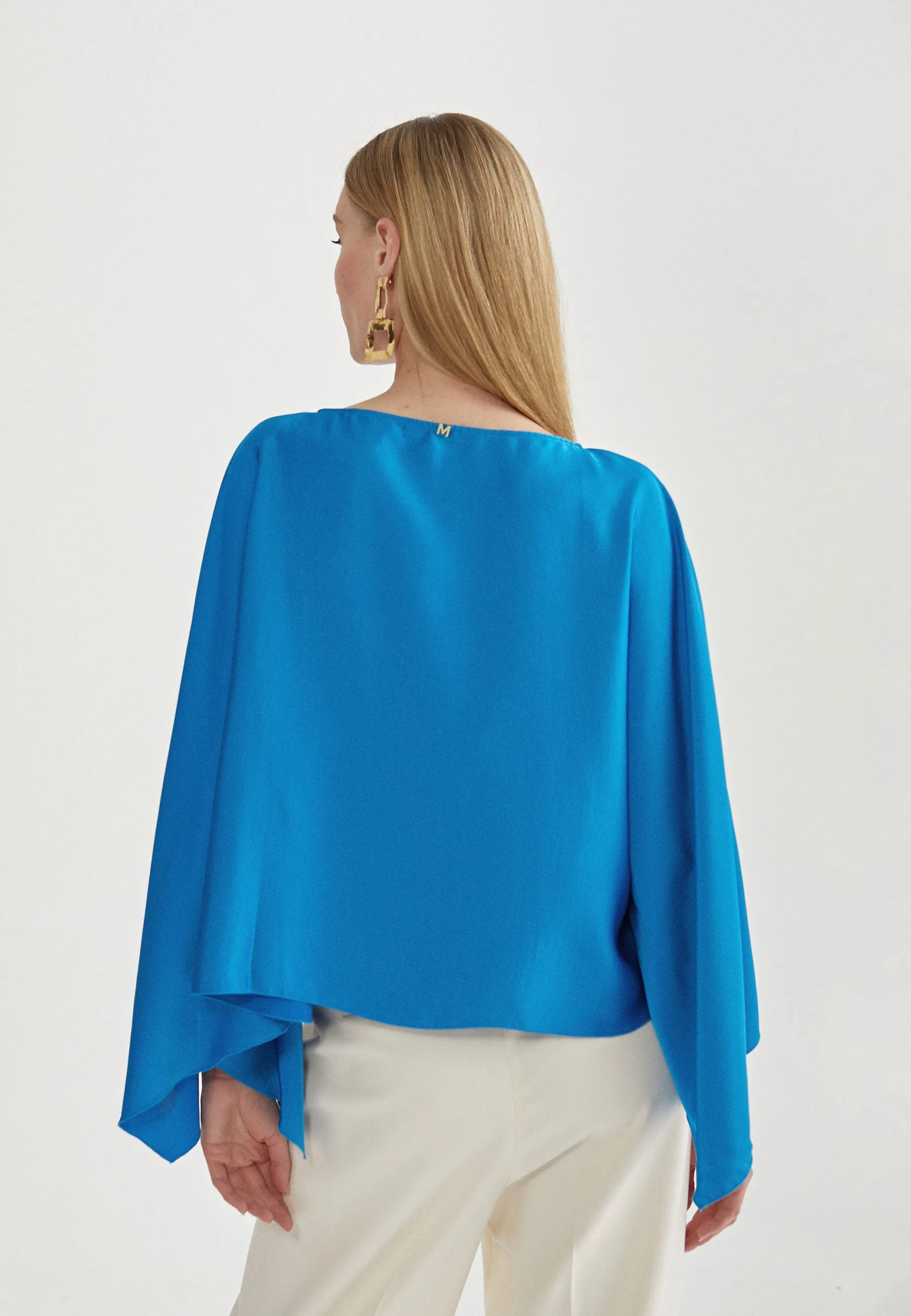 Blouse-style cape