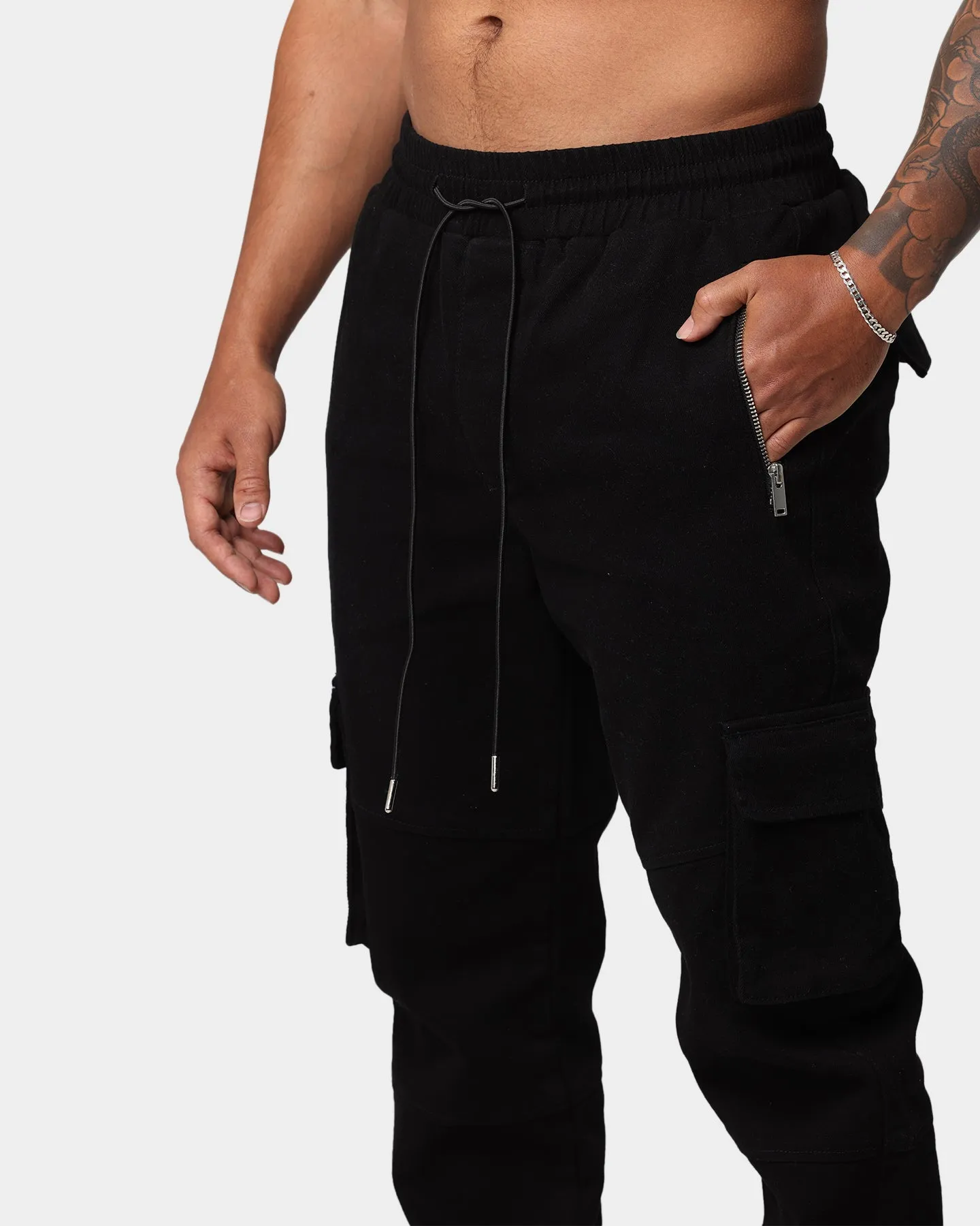 EN ES Poseidon Cargo Pants Black