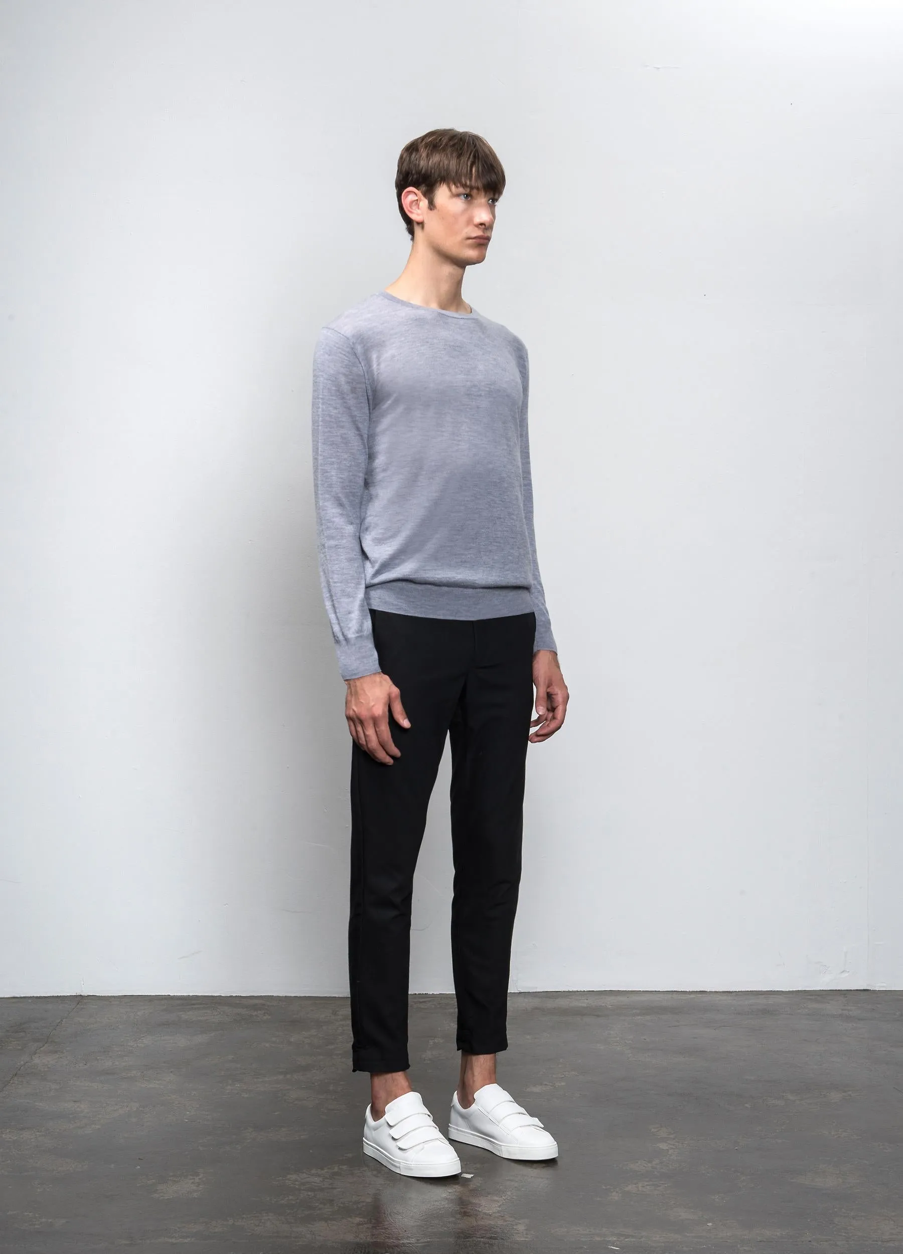 Men Lightweight Crew Neck_Slate