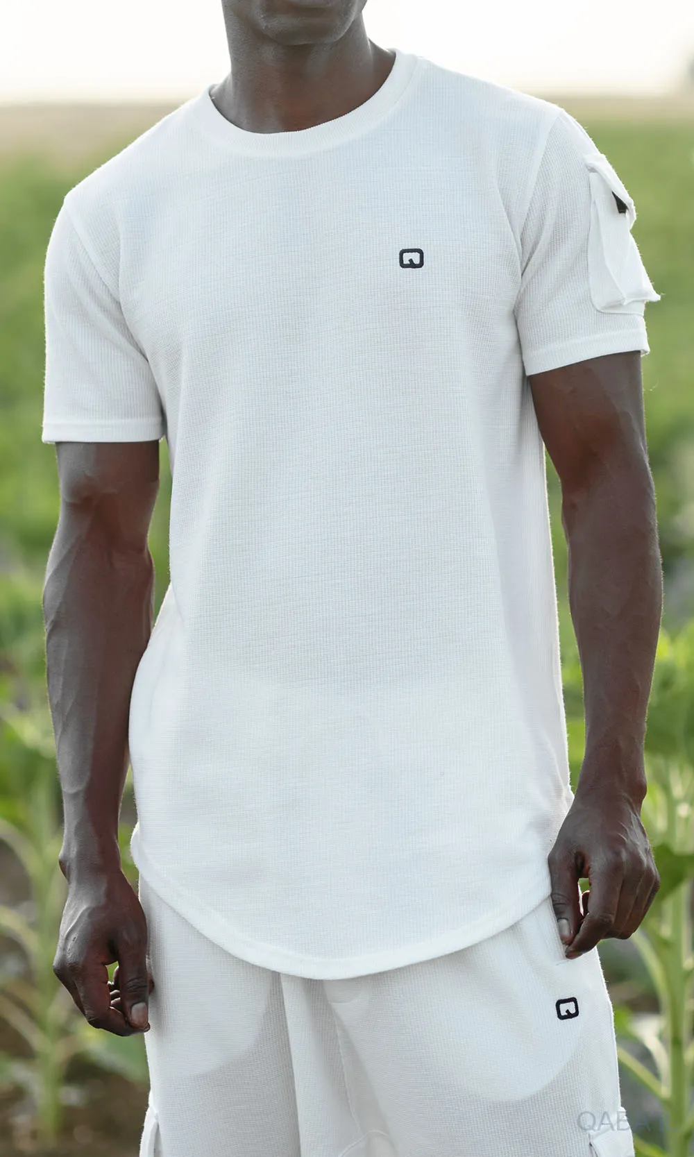 QL IGO Relaxed Cargo Shorts and T-Shirt Set in Cream