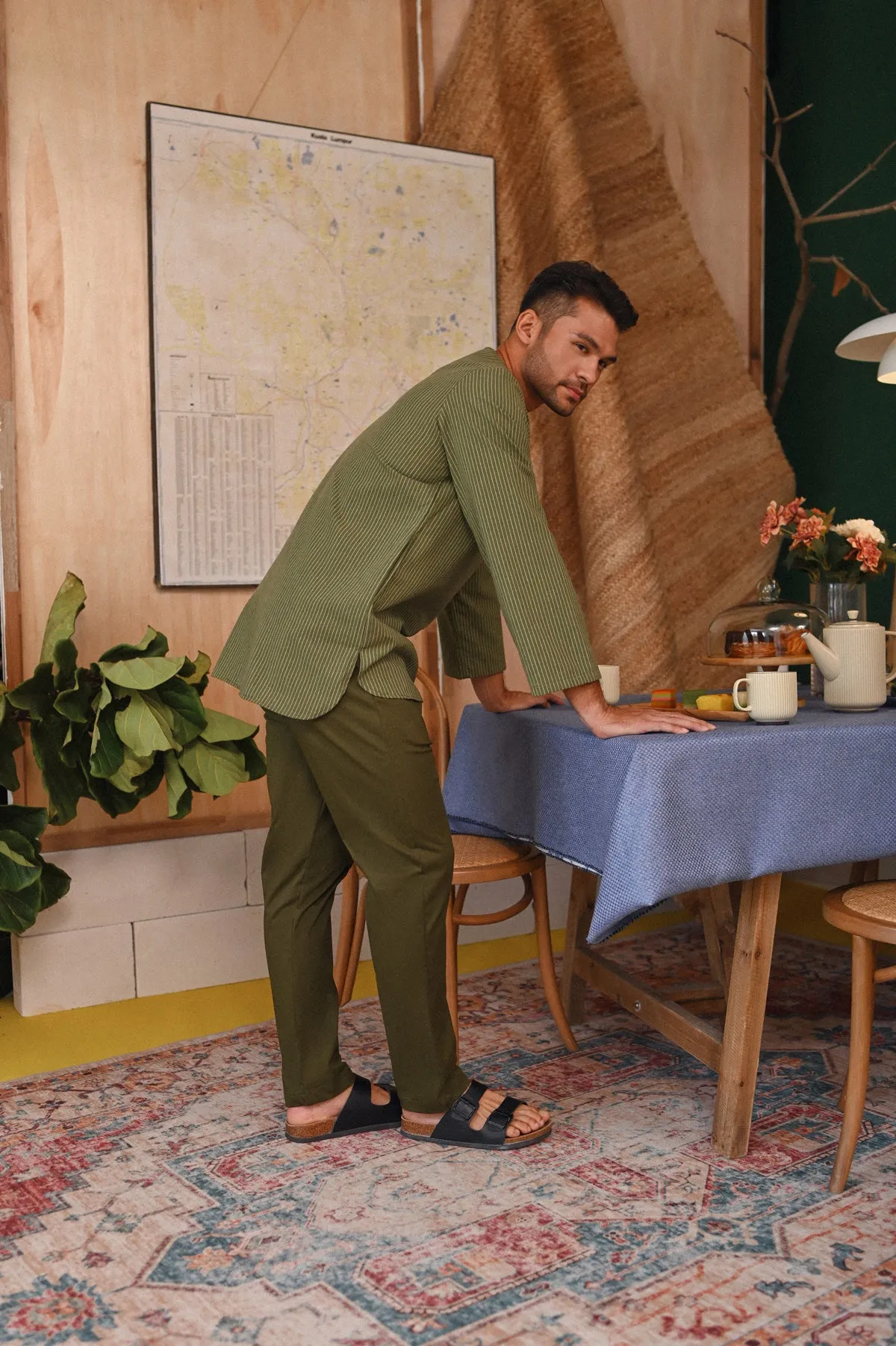 The Perfect Men Slim Fit Pants - Olive